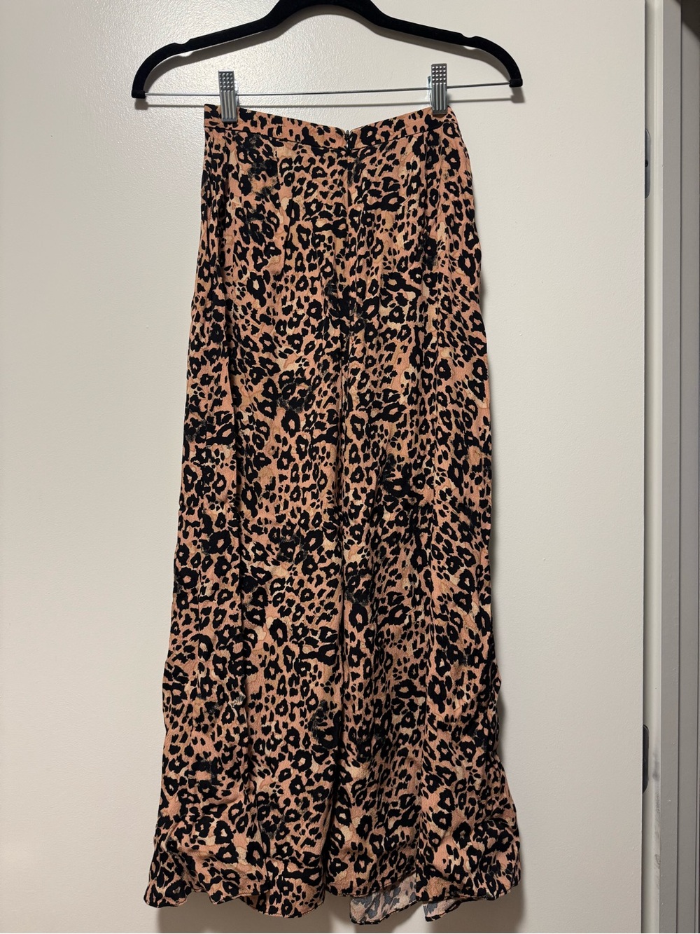 Aritzia Wilfred Leopard-Print Peach and Black Maxi Skirt - Picture 2 of 3